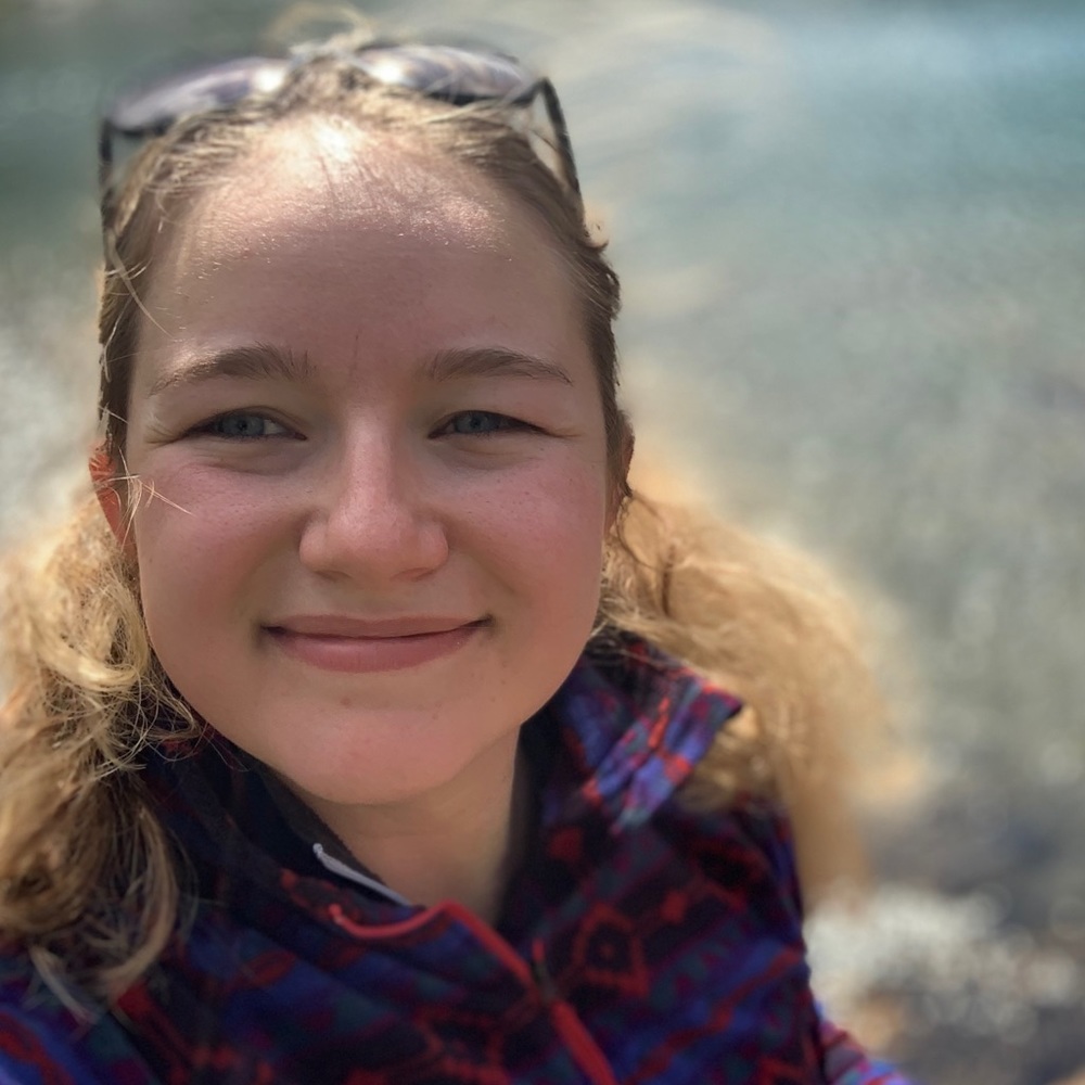 Meet your Posher, Isabela